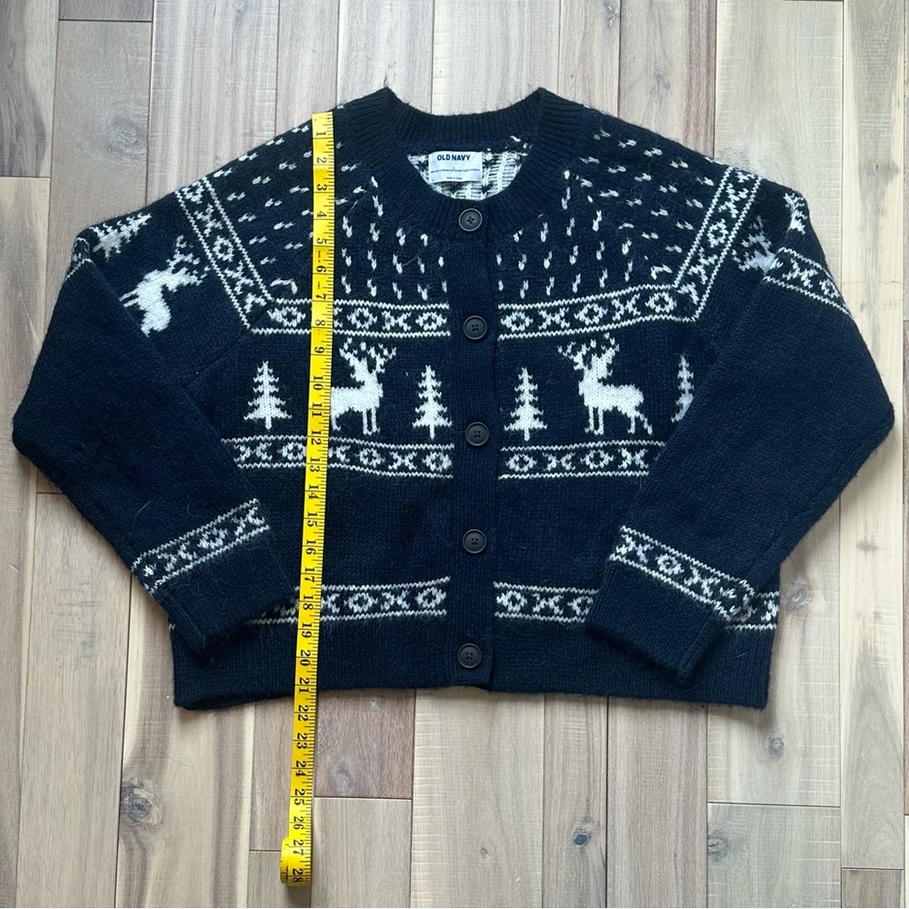 Old Navy NWOT Blue and White Fair Isle Christmas Sweater